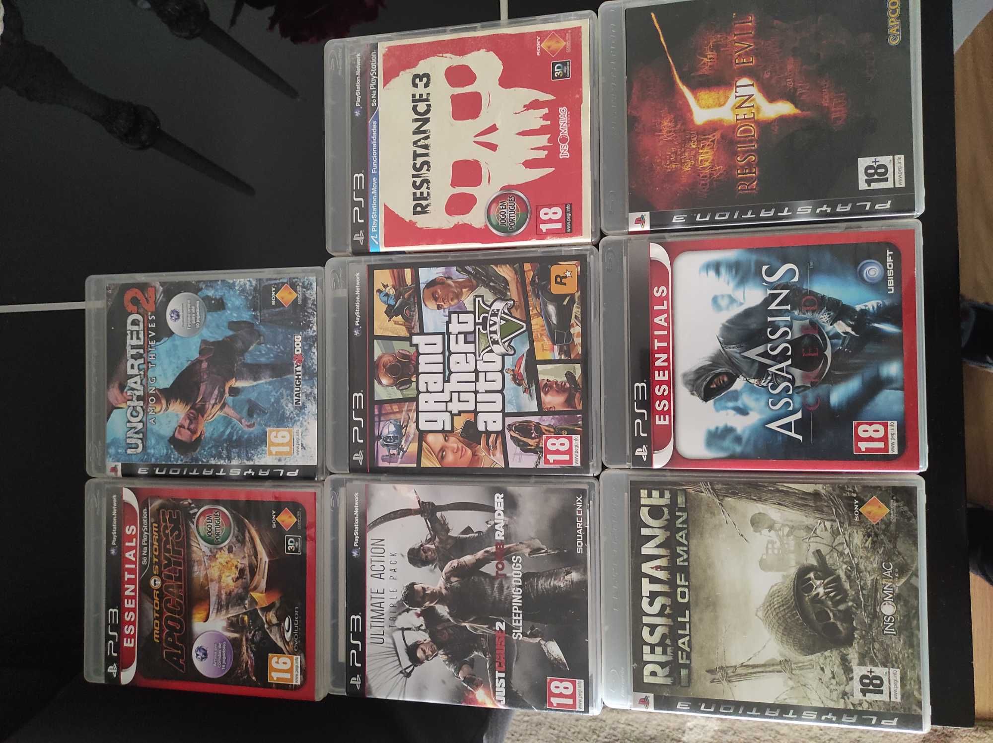 Playstation 3 com jogos e acessórios