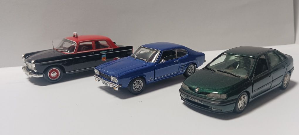 Carros escala 1/43 (lote n10)