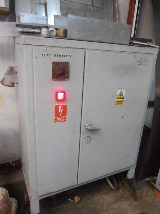 Gilotyna, długość cięcia 2m, grubość 3mm, w ciągłej eksploatacji