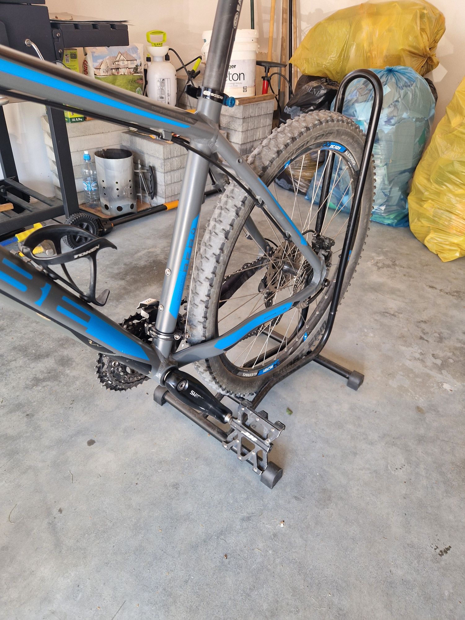 Cube Acid CMPT Line rozm. 18 Rower MTB