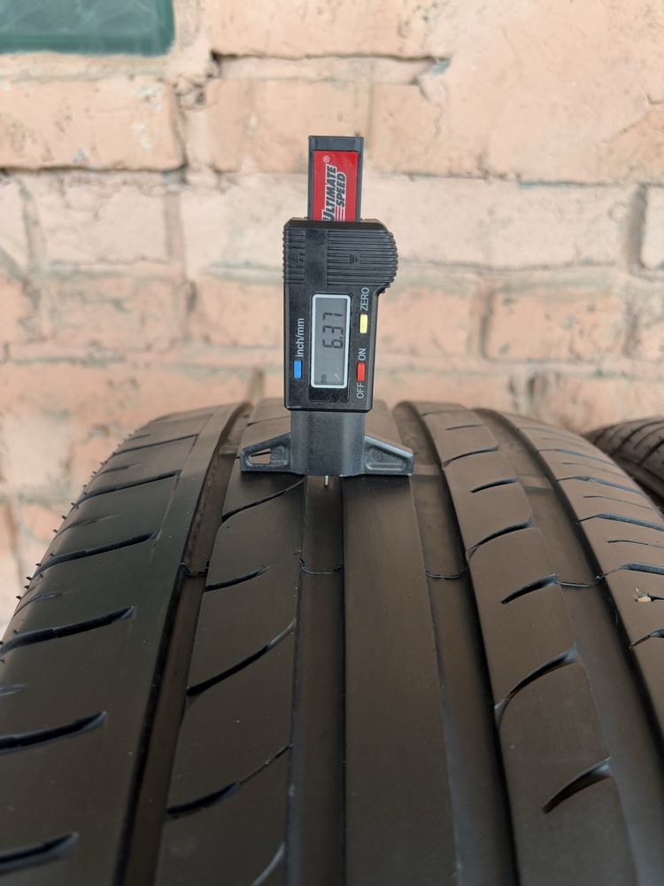 Пара літніх шин 245/45R17 Goodride