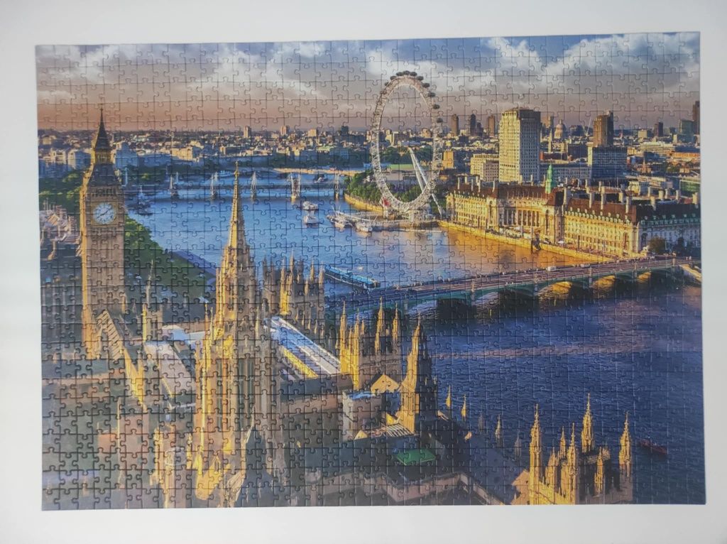 Puzzle 2000 elementy.