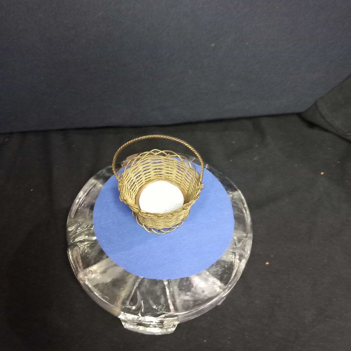 Pequena cesto em prata