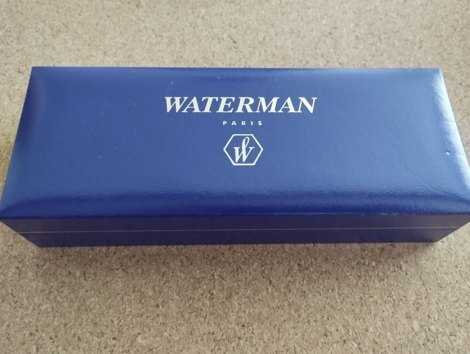 Caneta waterman Paris tinta permanente.
Caneta com garantia vitalícia.