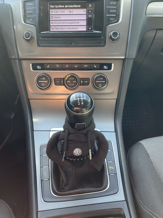 Volkswagen GOLF 7