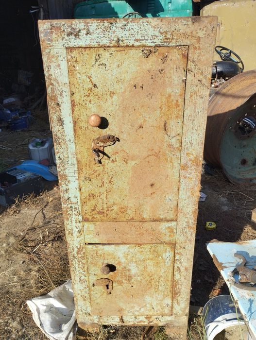 Продам офісного сейфа