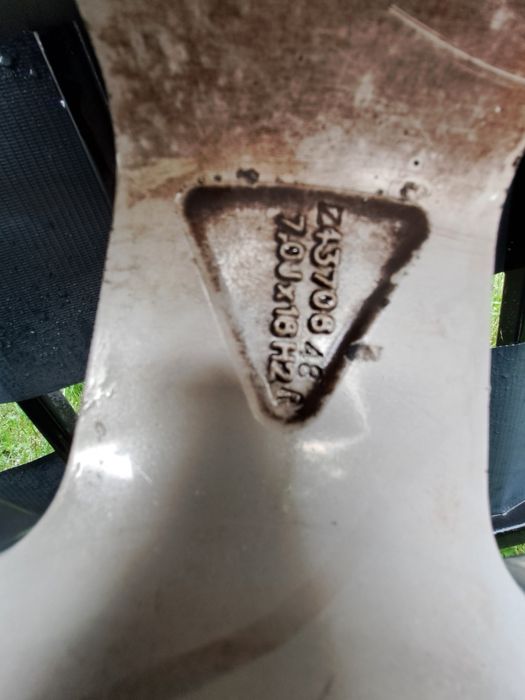 Alufelgi Aluett 16 5x112 Opony Lato 16" 205 55 Pirelli  5,80mm Audi