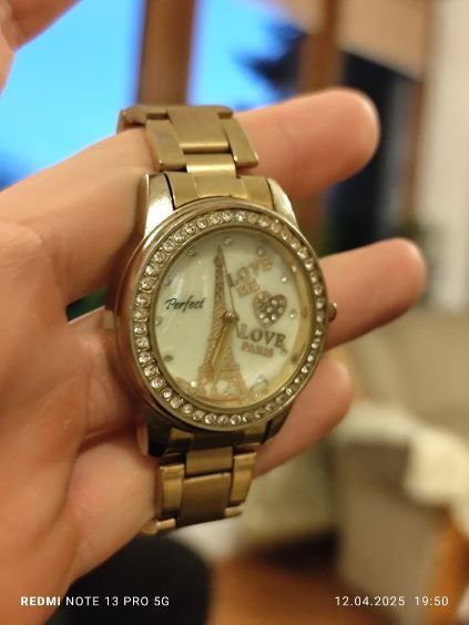 Perfect LOVE ME Paris zegarek na reke