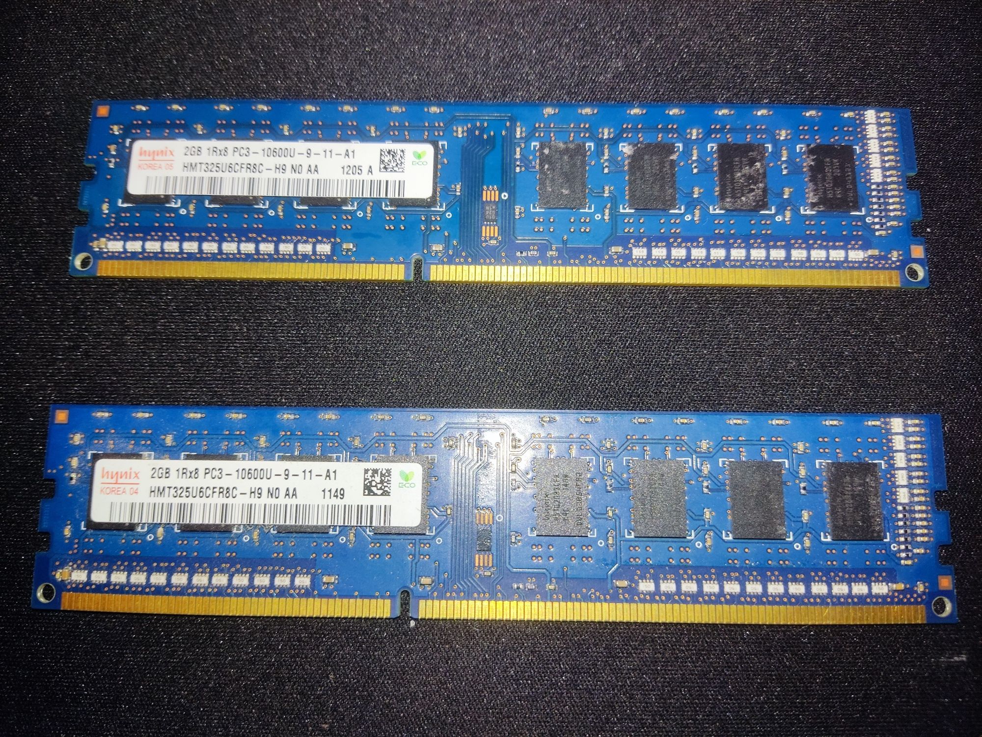 Продам оперативную память ddr3, модули по 2 Гб. Цена за пару