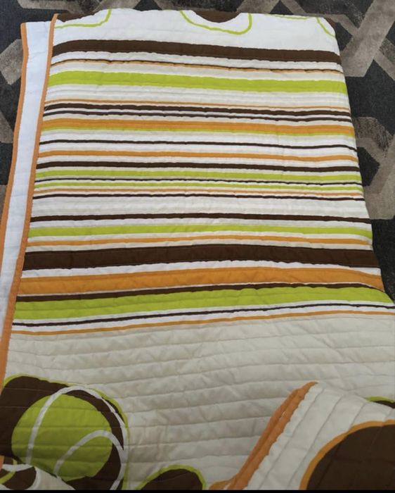 Colcha + 2 almofadas