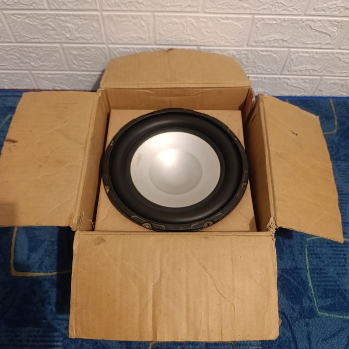 Сабвуфер/10"/350 Вт/Низкочастотный динамик/