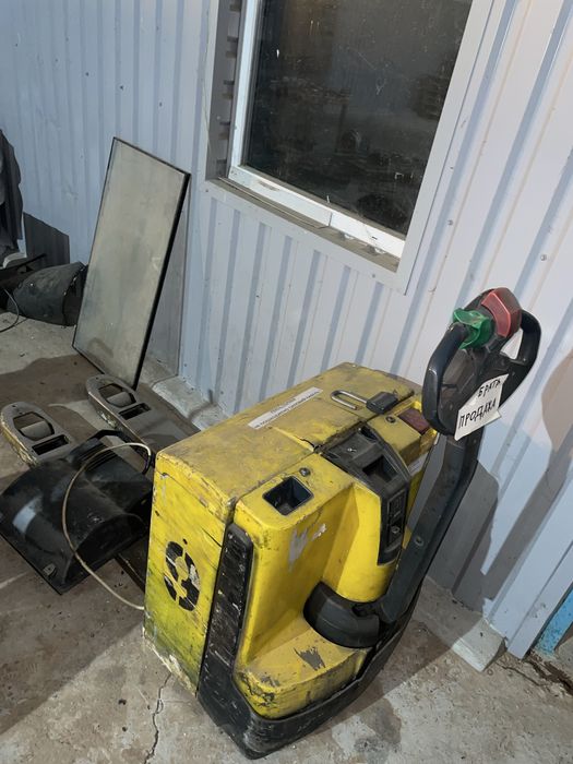 Штабелер Jungheinrich 1600кг (Без зарядного устройства)