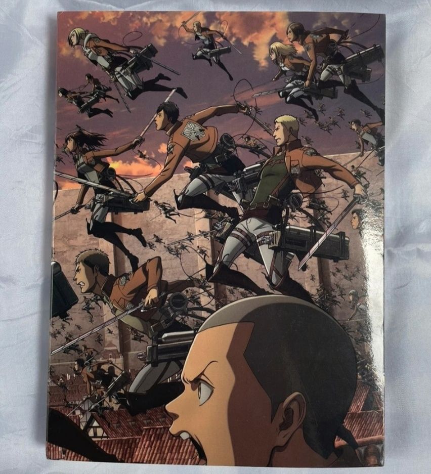 DVD box Attack on Titan