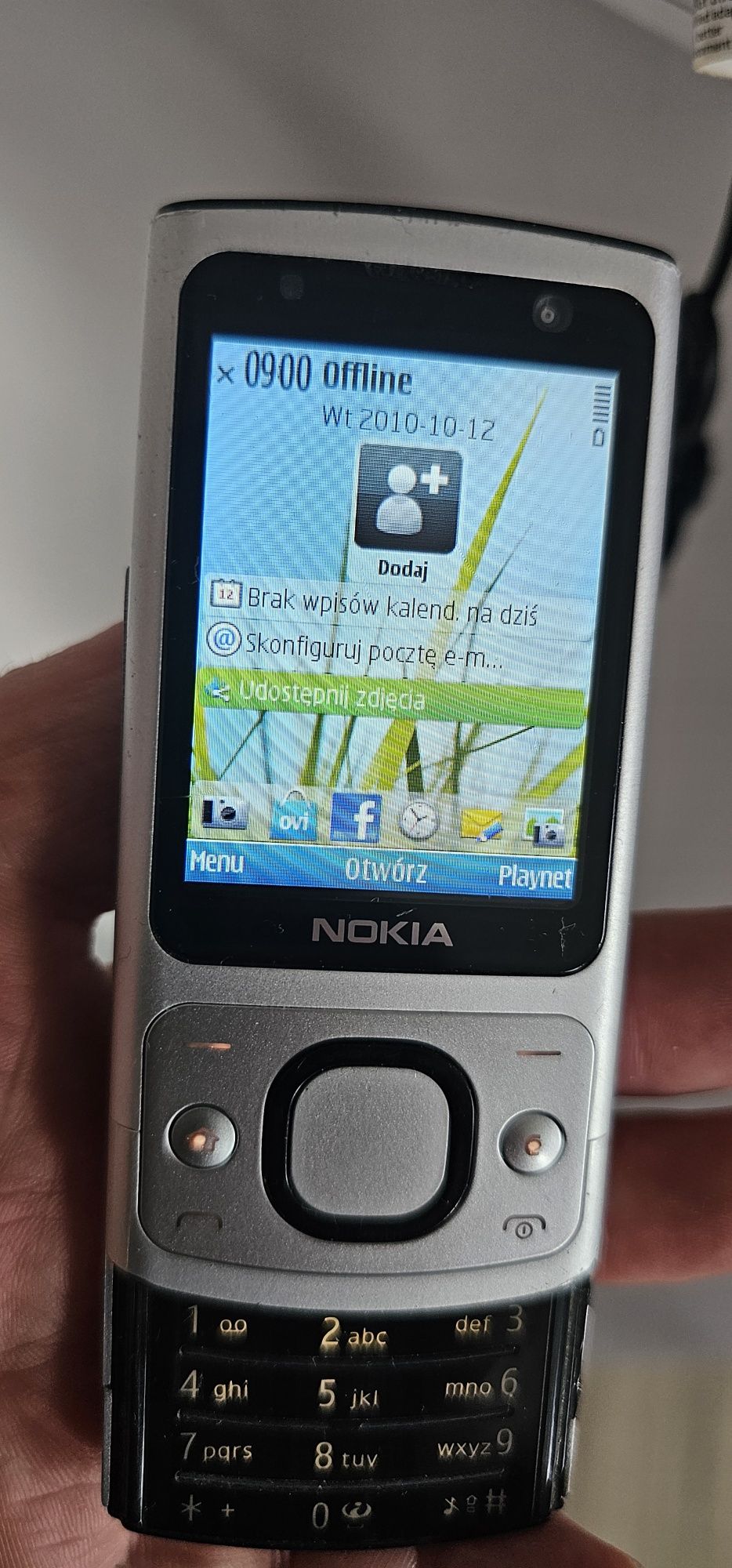 telefony komórkowe