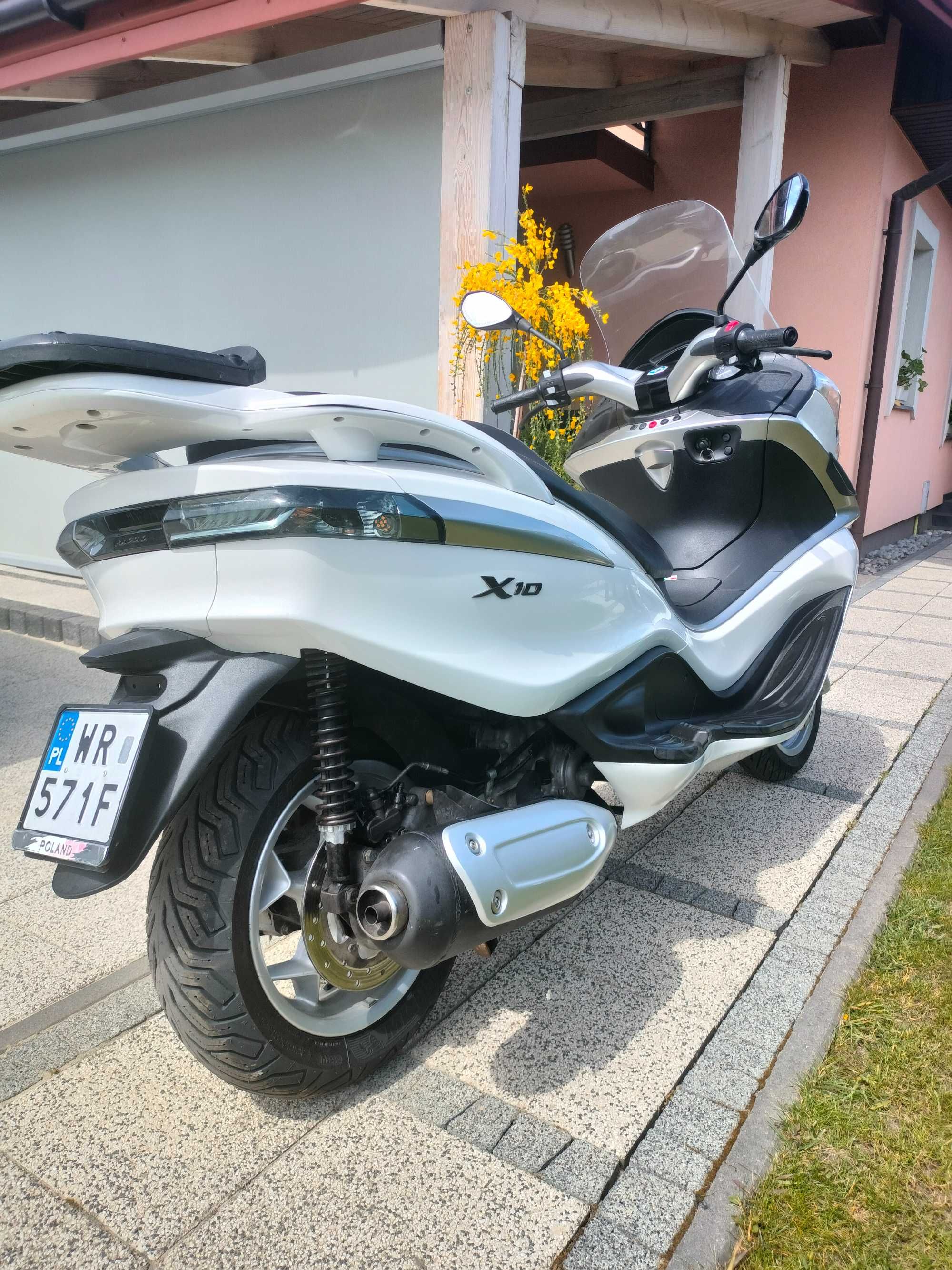 Piaggio X10 2013