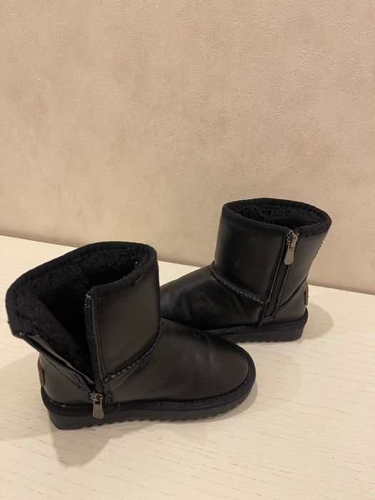 Угги натуральна шкіра для хлопчика 28 розмір 17?см