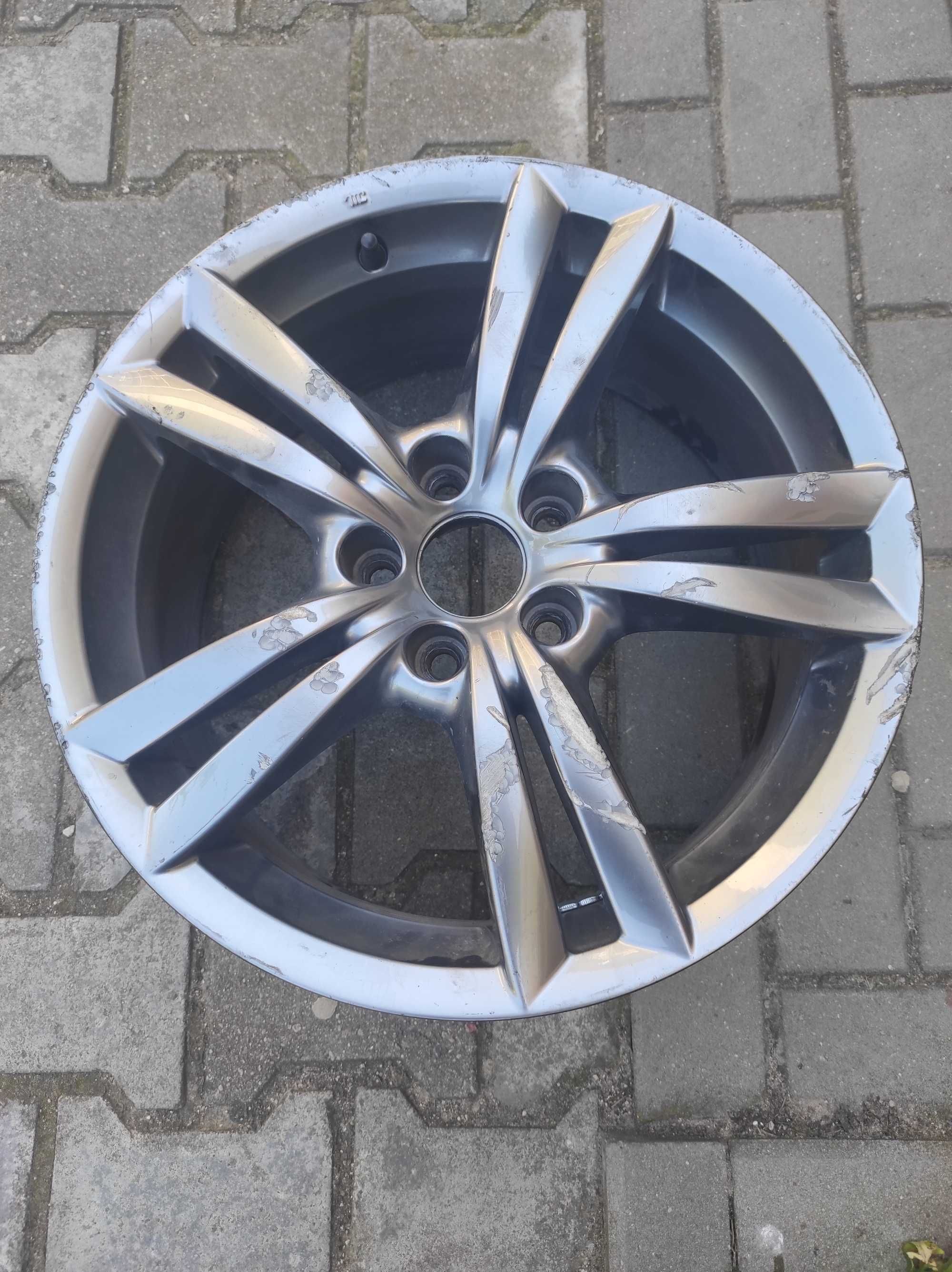 Felga aluminiowa Alfa Romeo OE 7.5" x 17" 5x110 ET 41