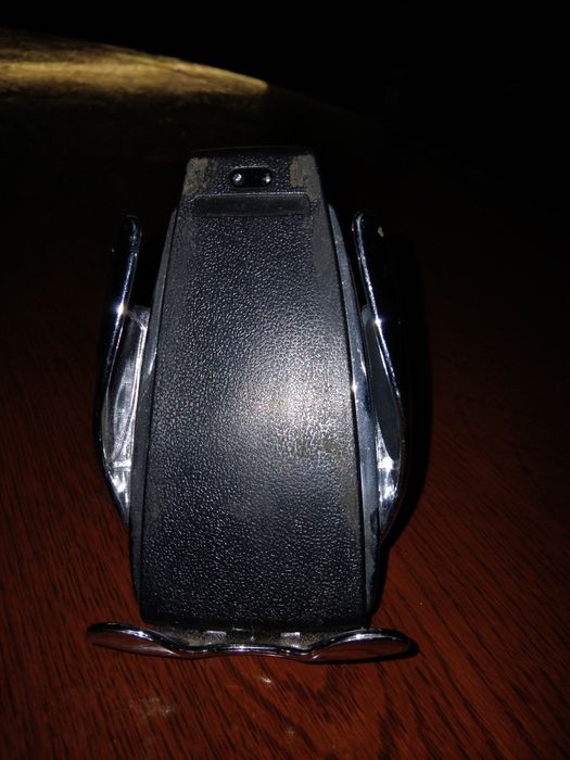 Беспроводная зарядка держатель