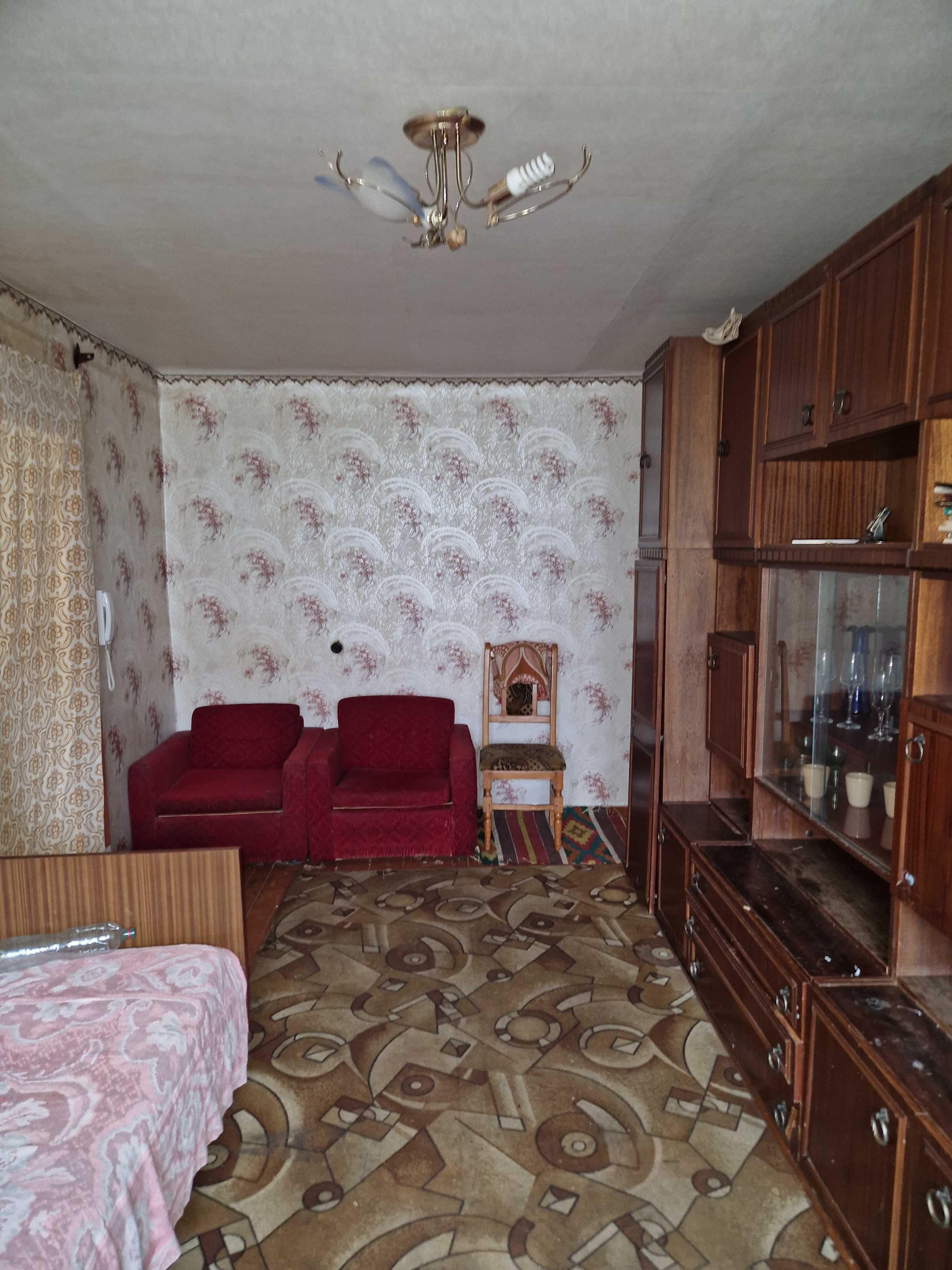 Продаю 3-кімнатну квартиру – затишок у центрі комфорту. Інгулець.