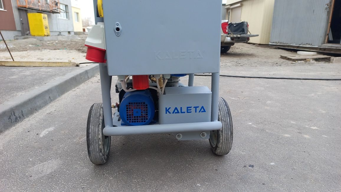 Штукатурная машина Kaleta 380v. Штукатурная станция