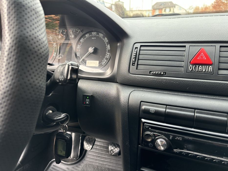 Skoda Octavia Tour, шкода октавия тур 2007 рік в гарному стані!