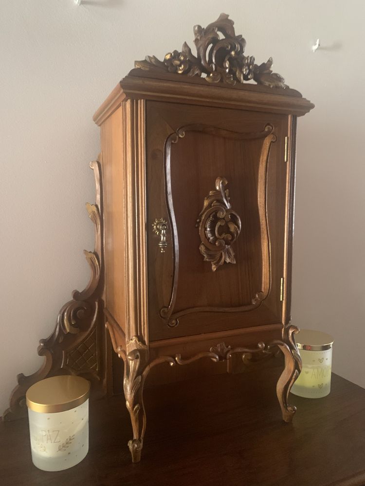 Móvel decorativo