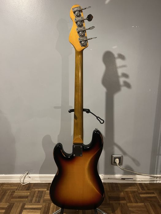 Baixo precision vintage Icon series v4