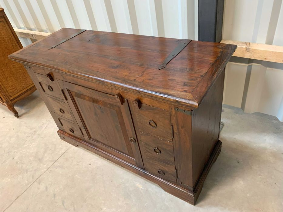 Kolonialna komoda akacja azjatycka ciemny brąz. Możliwość dostawy.