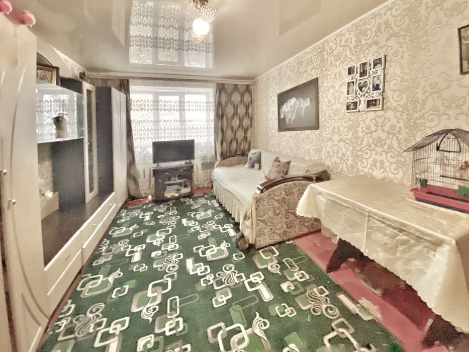 Продам ВЕЛИКУ КІМНАТУ 23м2 у гуртожитку!