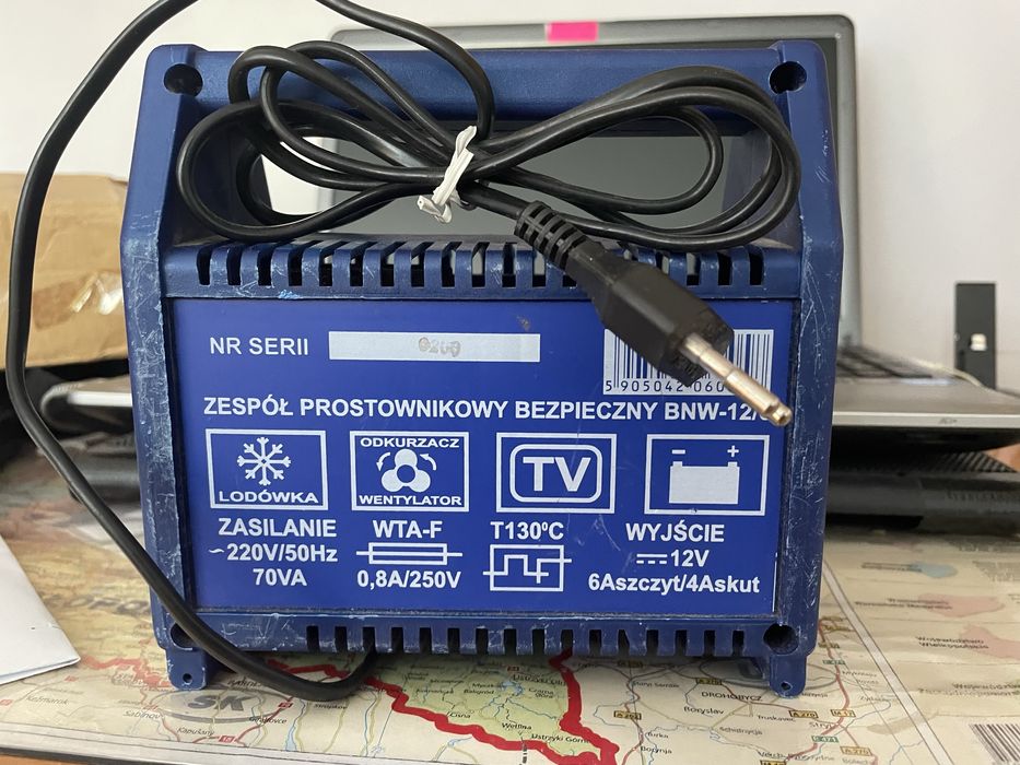 Prostownik Elsin 12V z termikiem do sprzętu turystyczneg