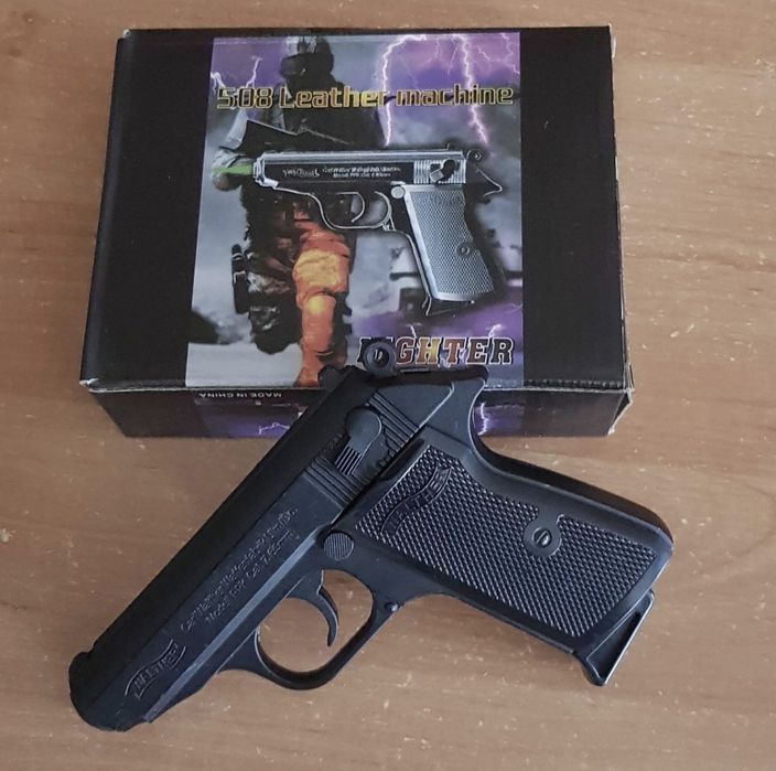 Зажигалка пистолет с кобурой Вальтер