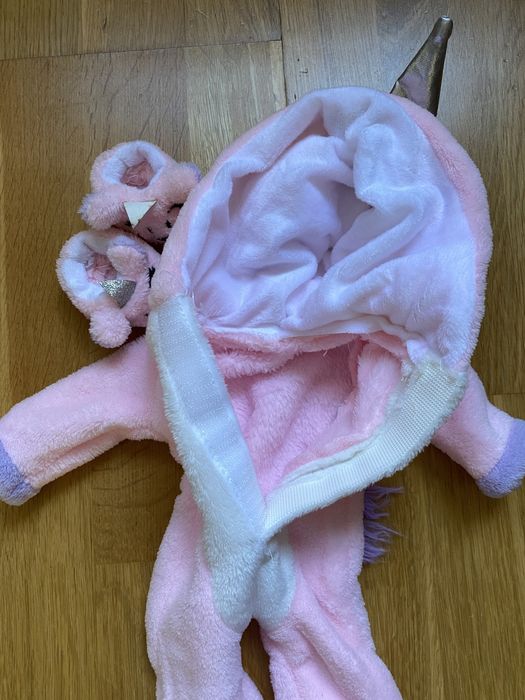 Kombinezon jednorożec z kapciami do bobasa 37-8 cm