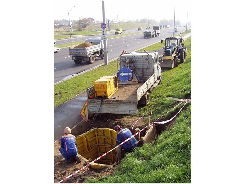 Maszyna do renowacji rurociągów metodą bezwykopową