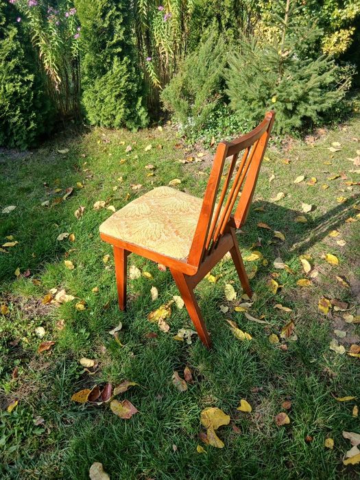 Крісло дерев'яне м'яке