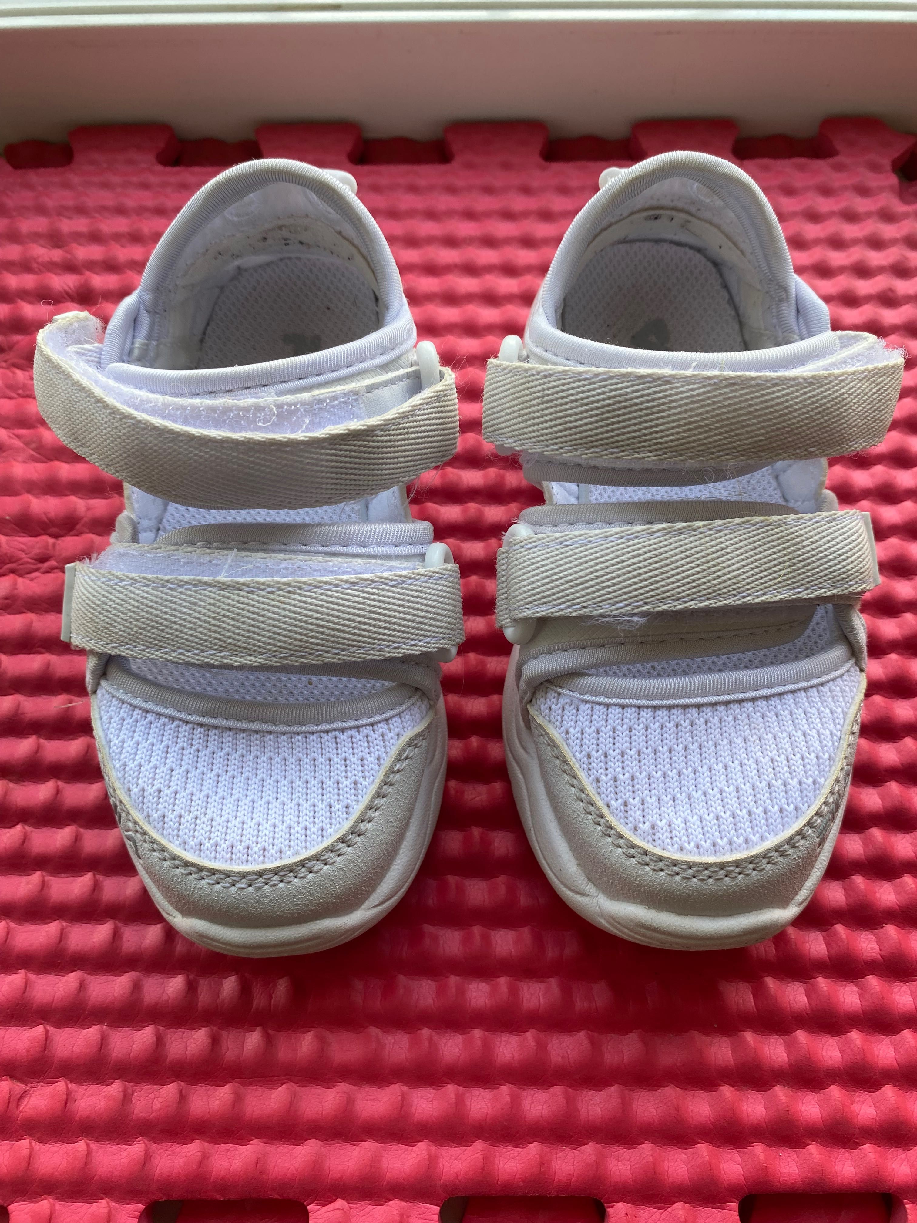 Fila кросівки 24 розмір