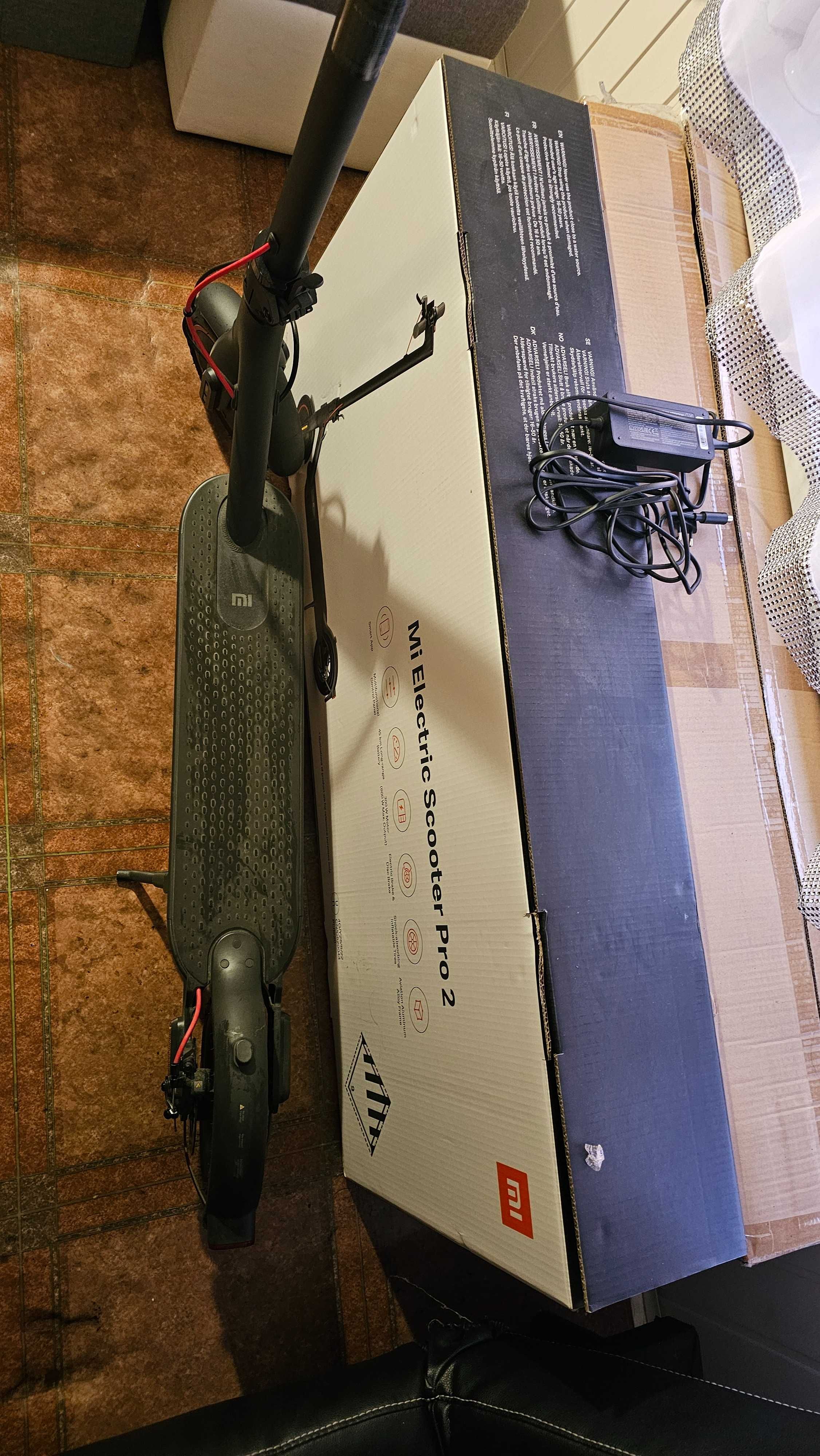 Hulajnoga elektryczna Mi electric scooter pro 2 okazja jak nowa