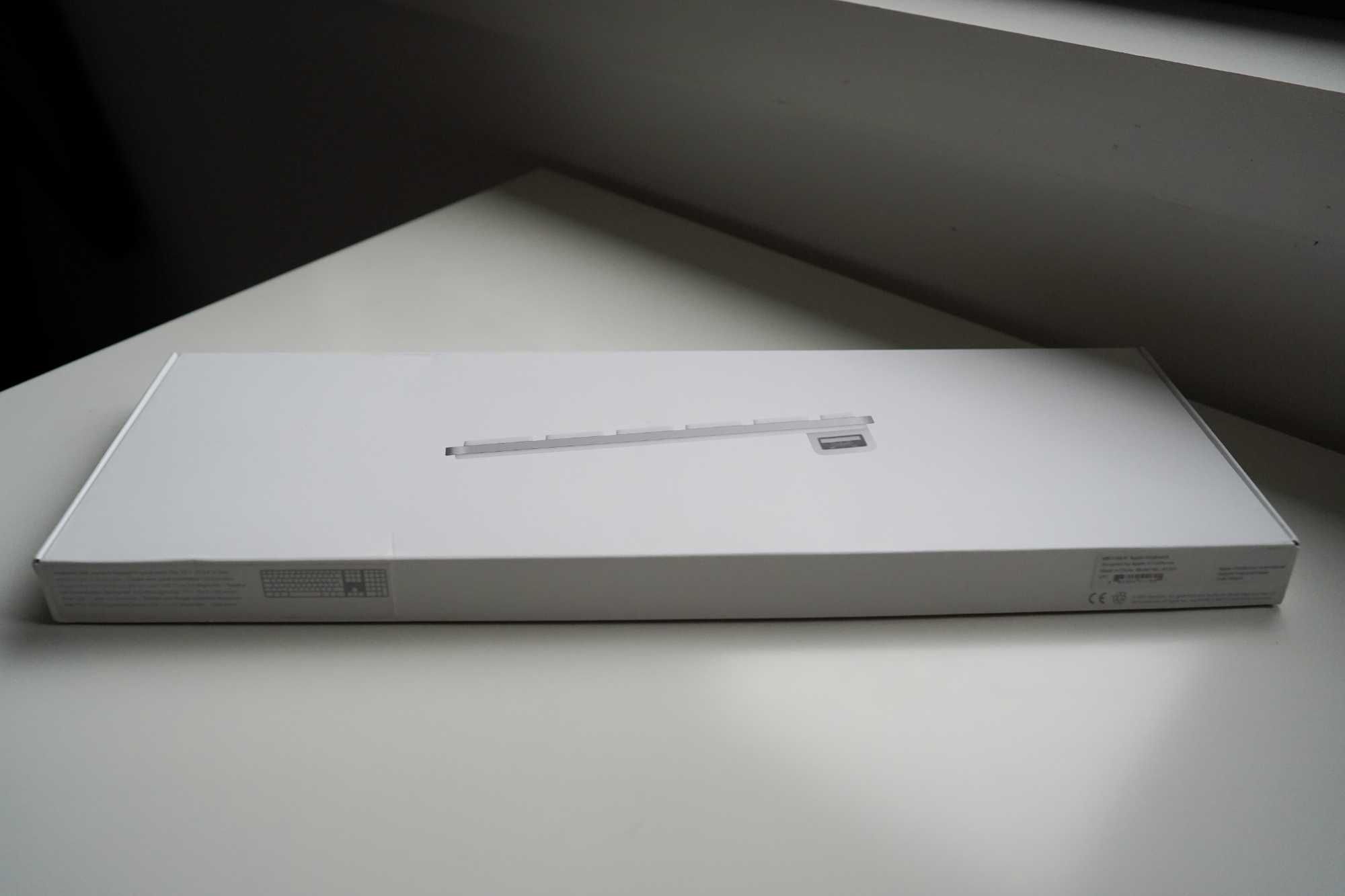 Apple Keyboard with Numeric Keypad White Used