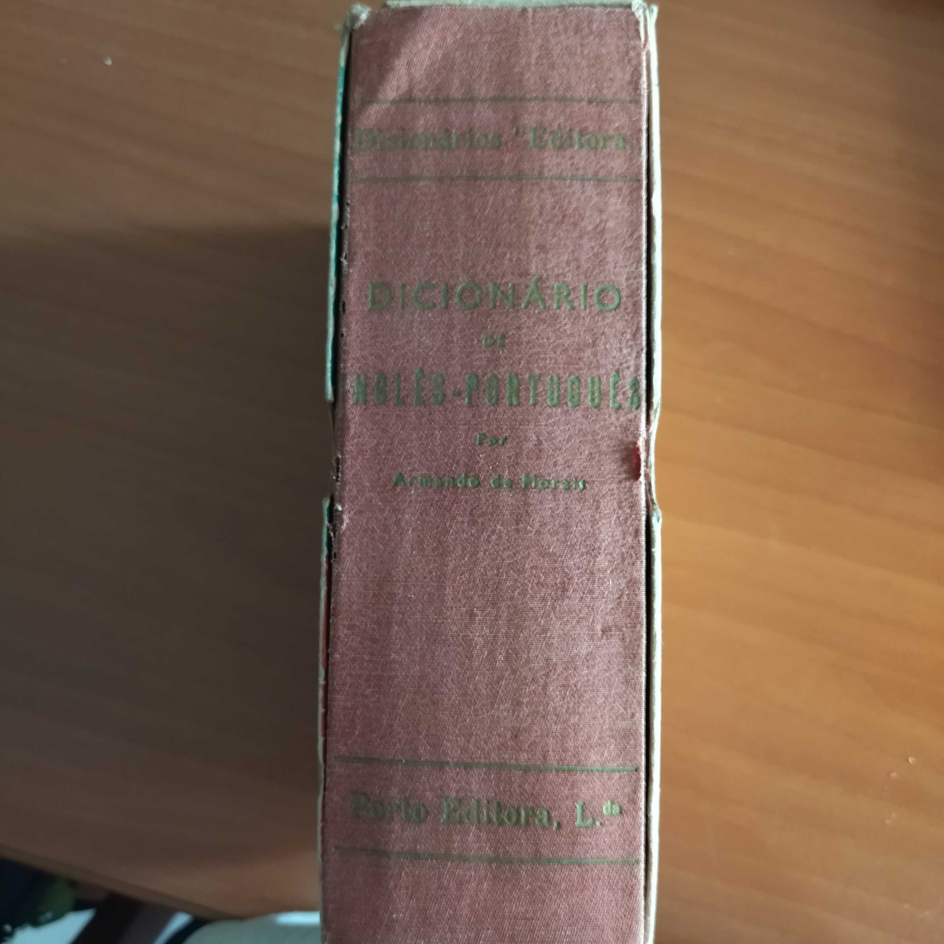 Dicionário Inglês / Português Retro