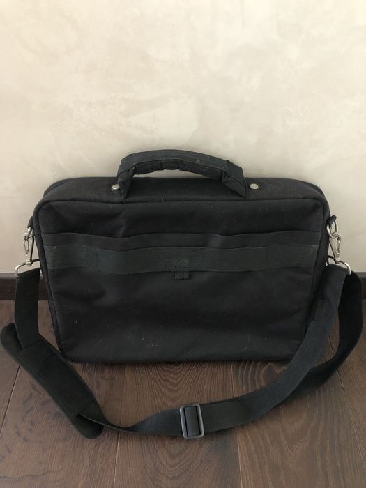 Сумка для ноутбука Sumdex PON-301BK