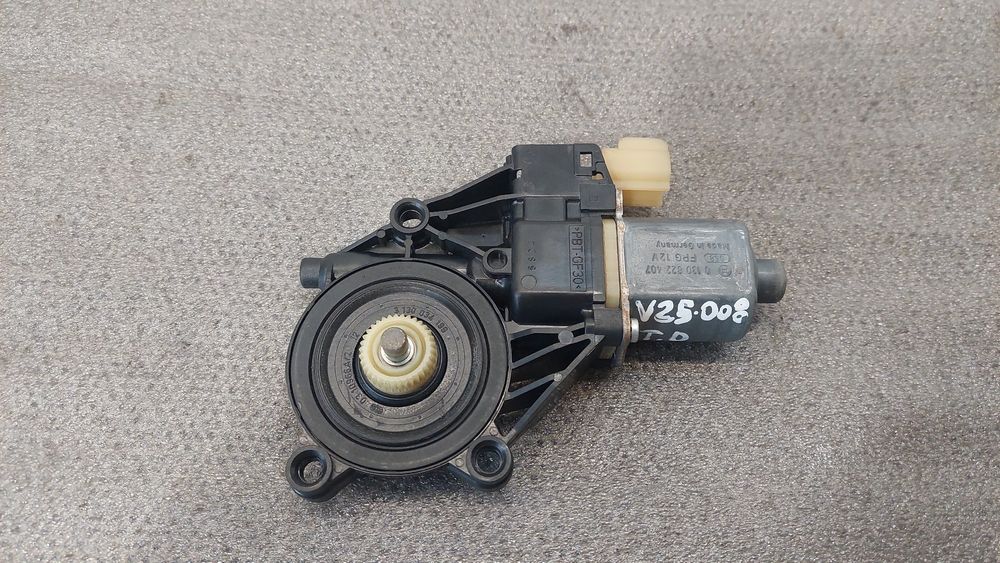 Motor vidro trás direito FORD Fiesta VI (CB1, CCN)