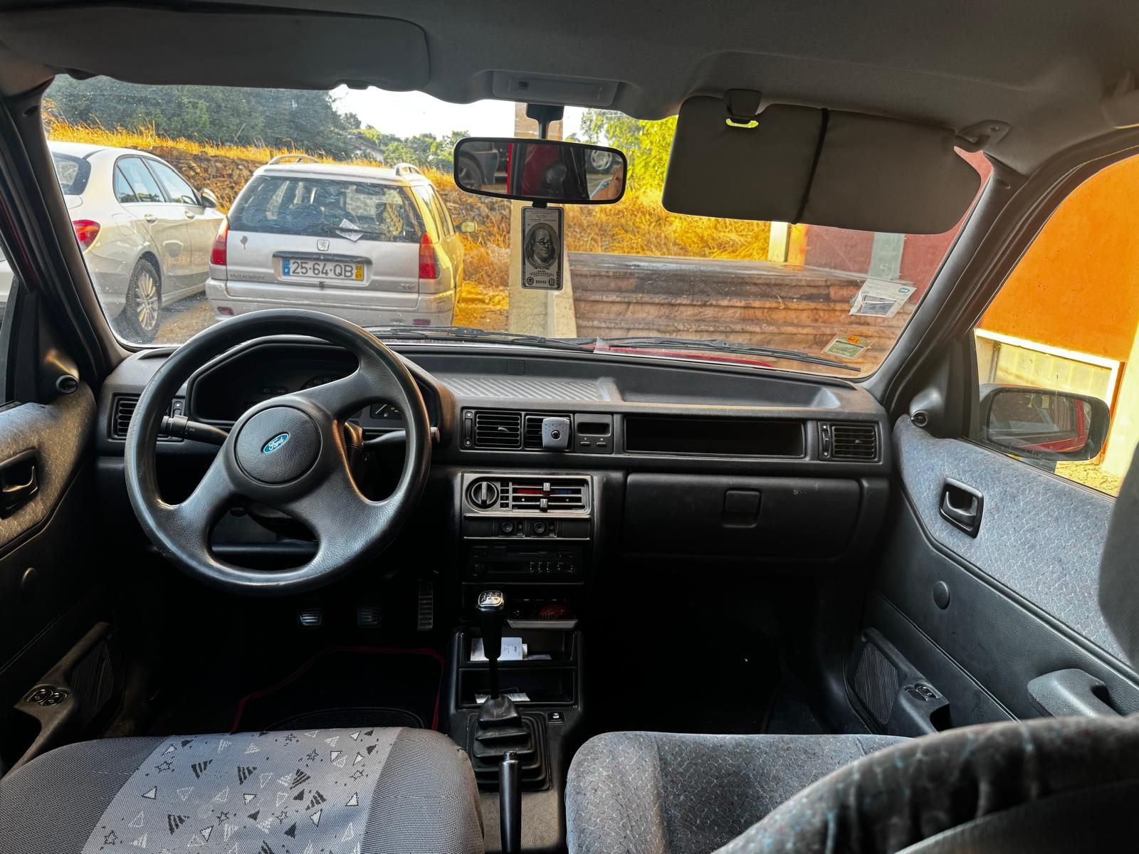 Vende-se Ford Fiesta ano 1995