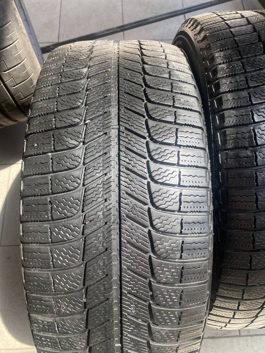 Резина на авто 245/45/18
