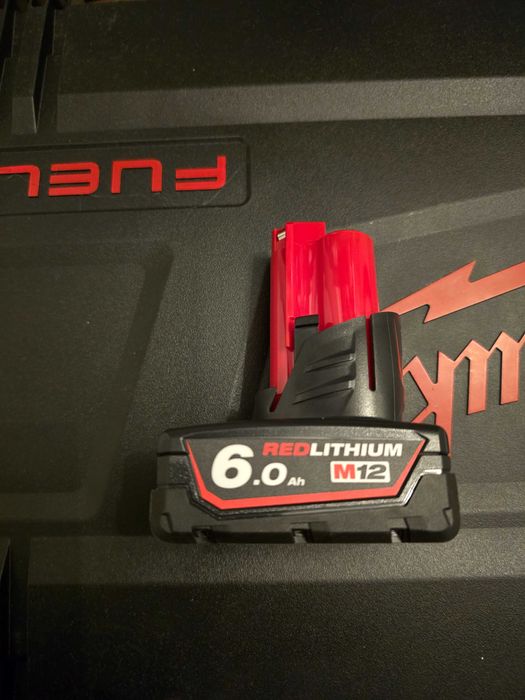 Bateria milwaukee M12 6.0Ah