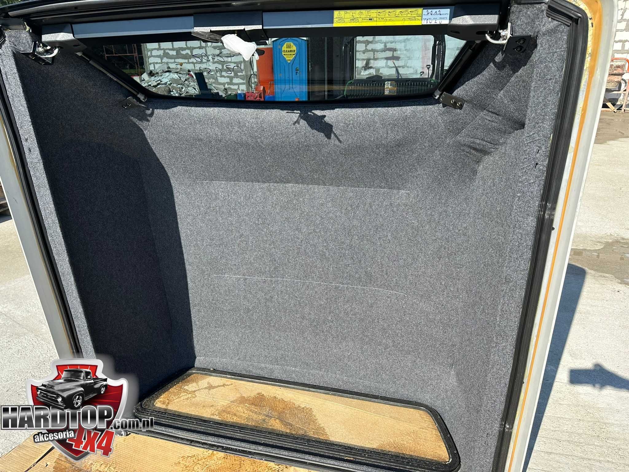 Zabudowa ISUZU D-Max Pick-up na pakę Hardtop 2012+