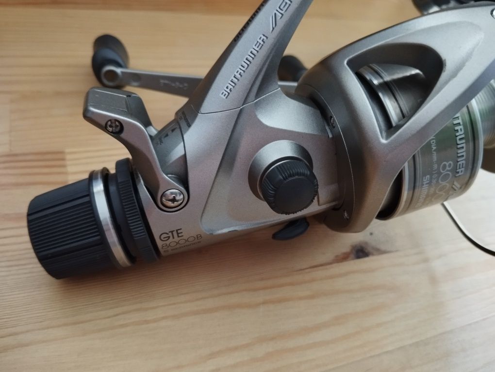 Shimano baitrunner  aero gte 8000b