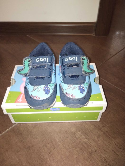 Adidaski dziecięce, rozmiar 24