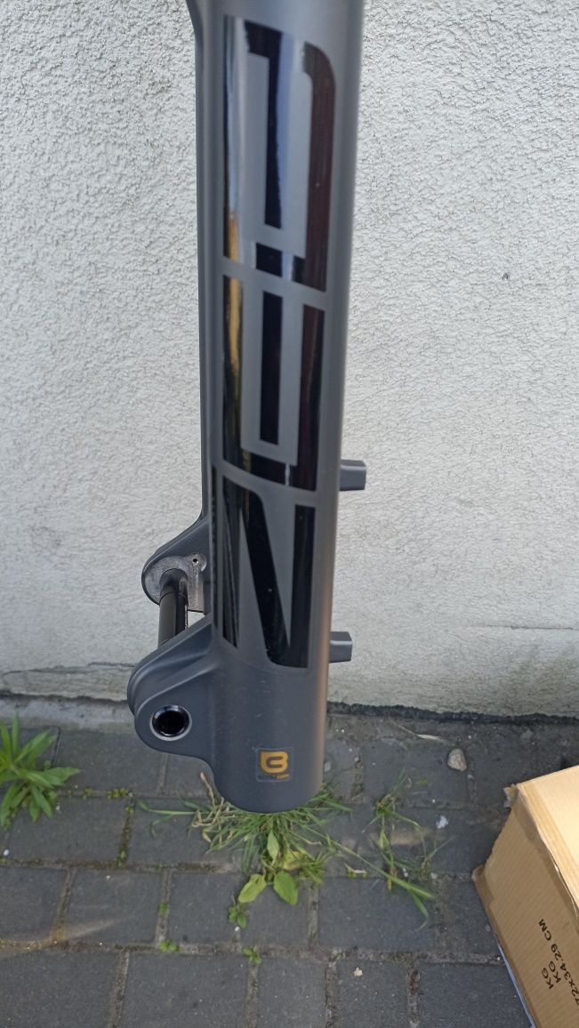 Amortyzator Rock Shox Zeb Ultimate  3.1 RC2 Butter Cup 27,5 180mm krak