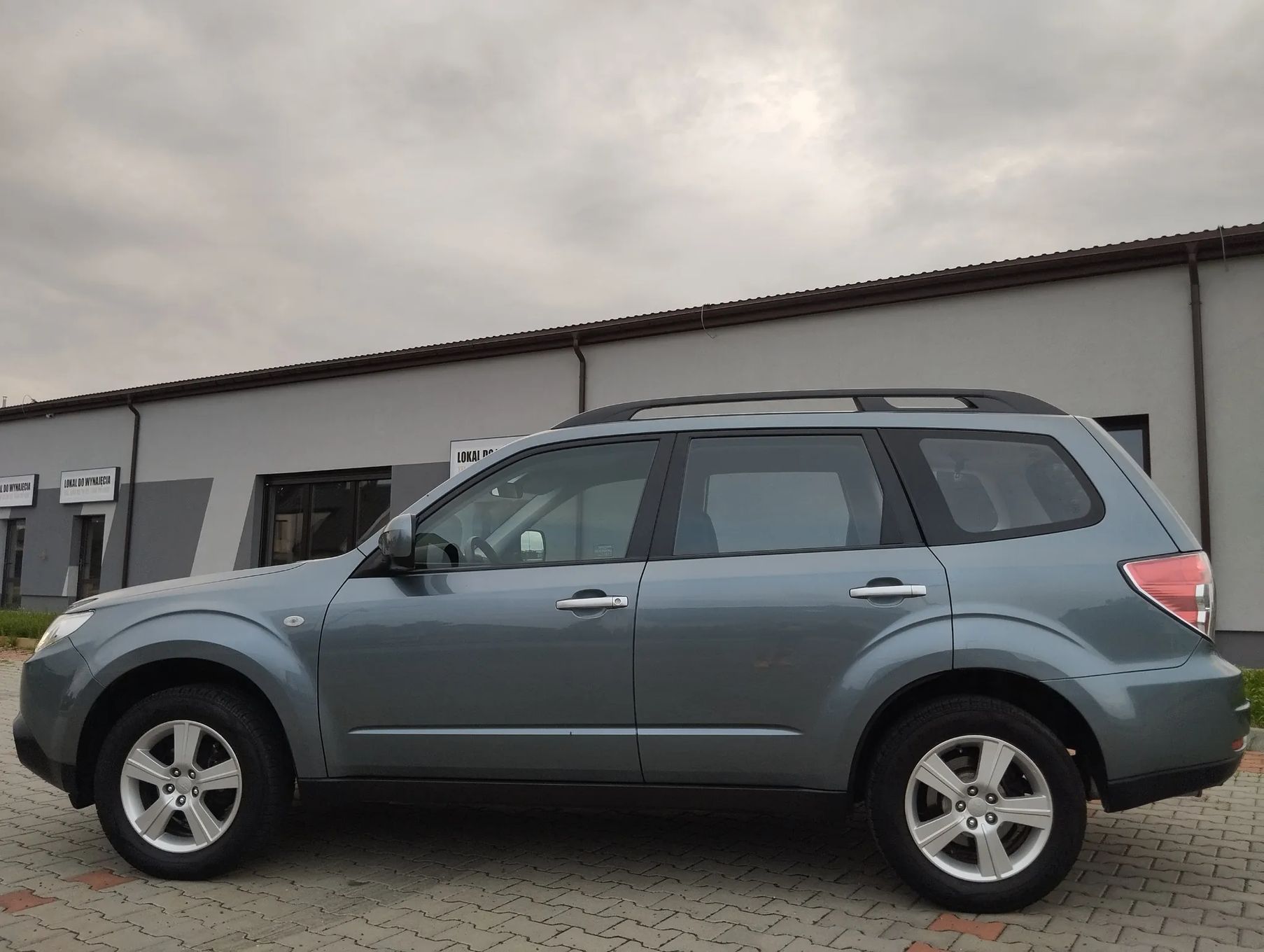 Subaru Forester 2.0 benzyna! 4x4j Fabryczny lakier! Idealny!