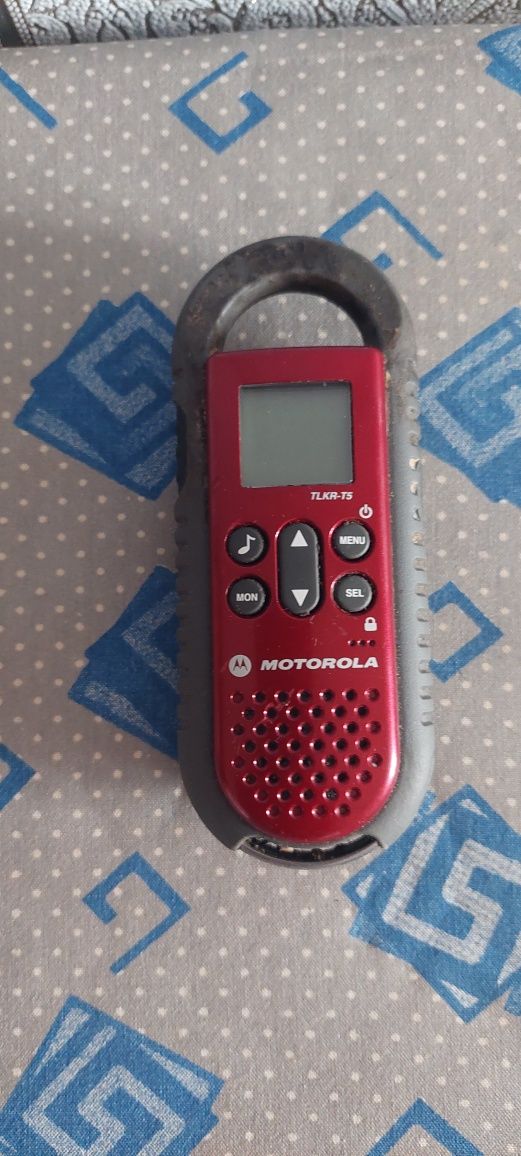 Продам рацию TLKR-T5