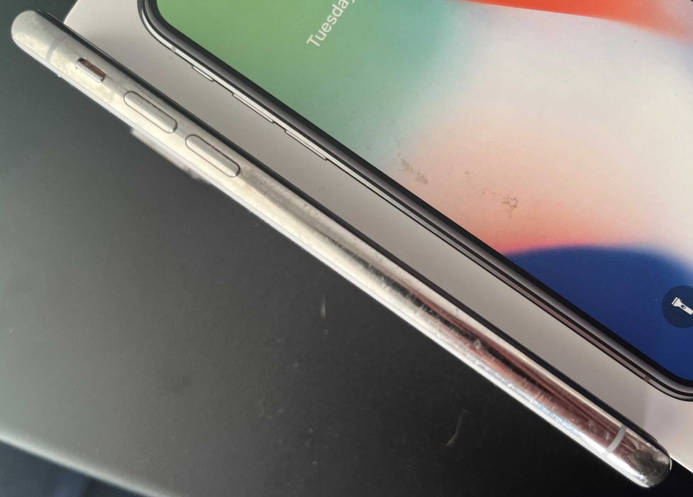 Iphone X, 256 GB, silver, uszkodzony